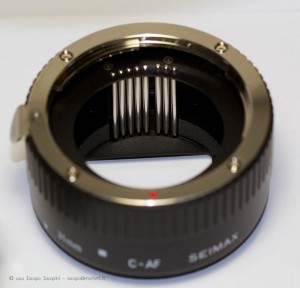 Extension tubes for Canon with electrical contacts